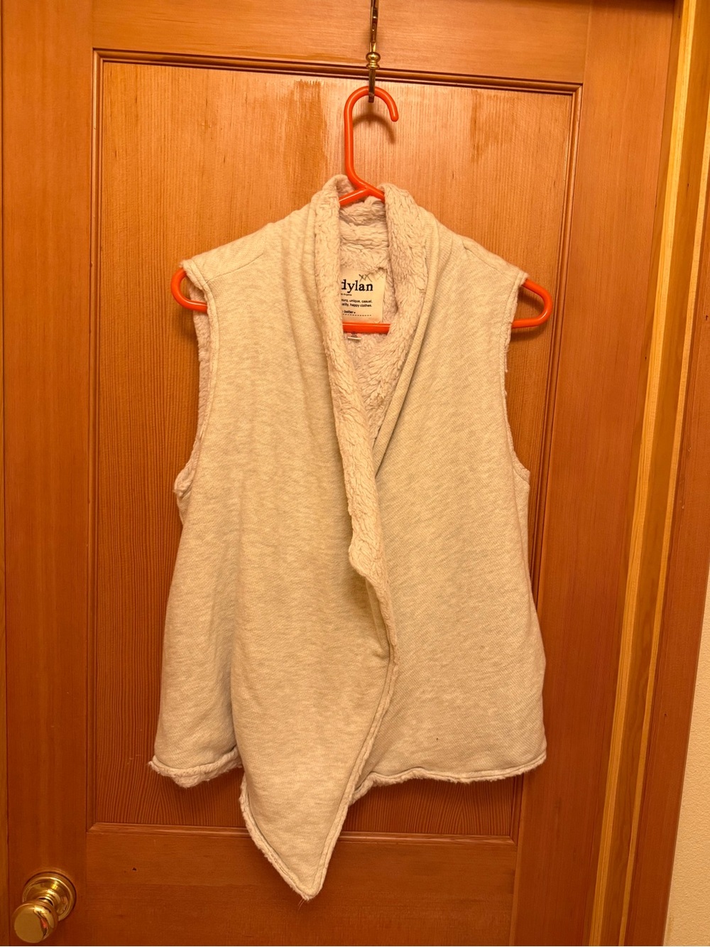 Dylan by True Grit Cream Asymmetrical Fleece Sherpa Wrap Vest M